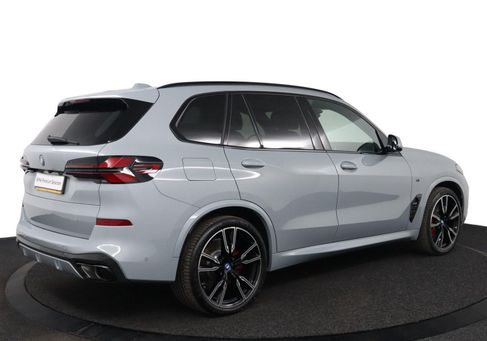 BMW X5, 2023