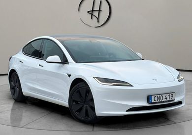 Tesla Model 3, 2024