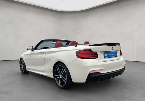 BMW 218, 2019