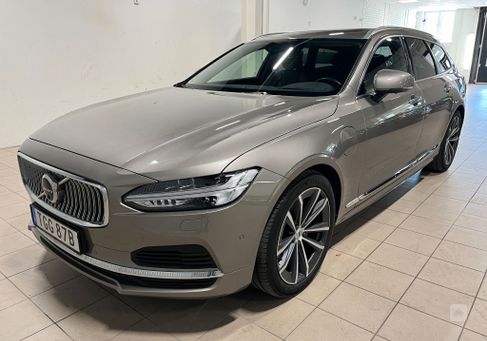 Volvo V90, 2021