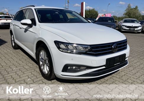 Volkswagen Passat, 2023
