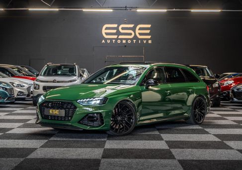 Audi RS4, 2022
