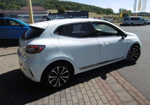 Renault Clio, 2025