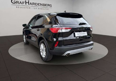 Ford Kuga, 2021