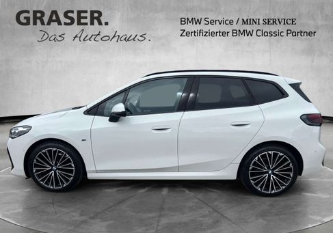 BMW 218, 2024 3