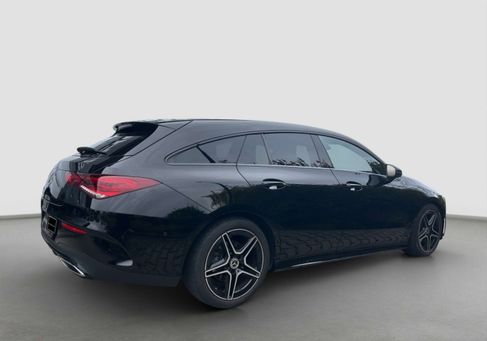 Mercedes-Benz CLA 220, 2023 3