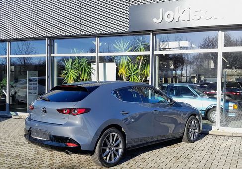 Mazda 3, 2021