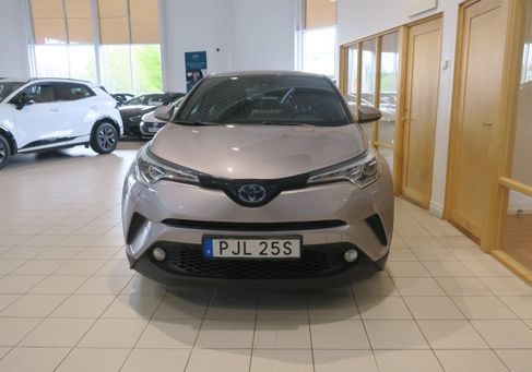 Toyota C-HR, 2019