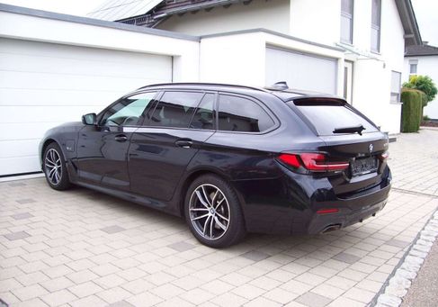 BMW 530, 2022