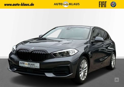 BMW 120, 2021