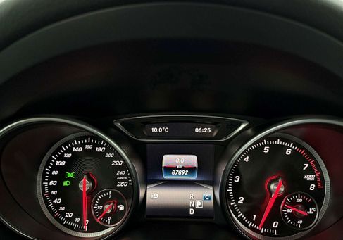 Mercedes-Benz GLA 200, 2018