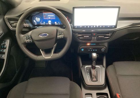 Ford Focus, 2025 3