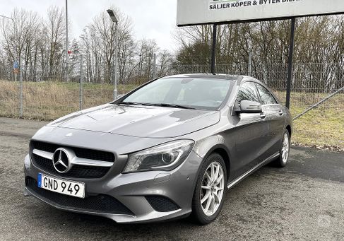 Mercedes-Benz CLA 220, 2015