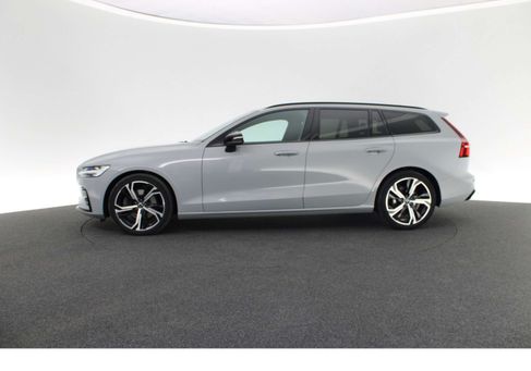 Volvo V60, 2023