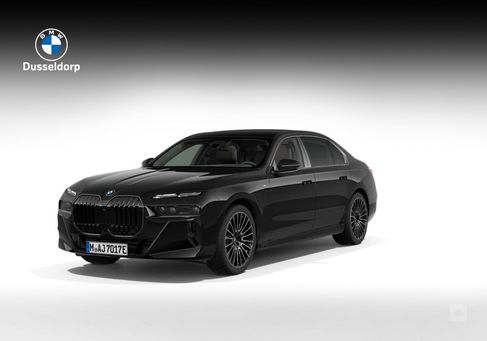 BMW 750, 2025