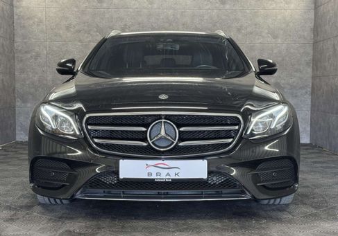 Mercedes-Benz E 220, 2020