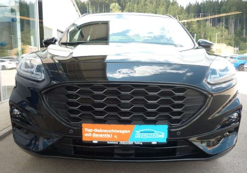 Ford Kuga, 2022