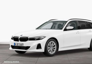 BMW 318, 2022