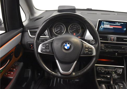 BMW 225 Active Tourer, 2016