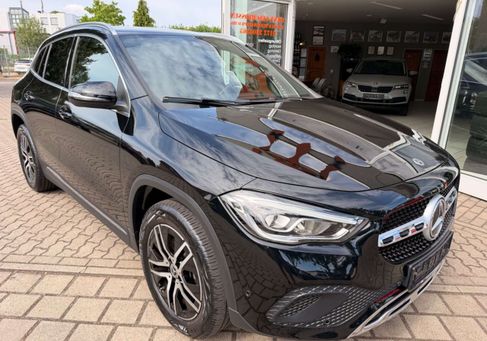 Mercedes-Benz GLA 200, 2020 2