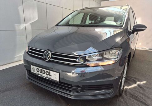 Volkswagen Touran, 2023 2