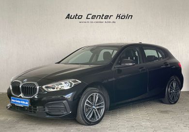 BMW 118, 2022