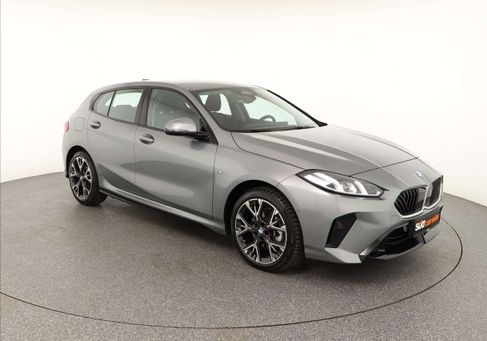 BMW 120, 2025