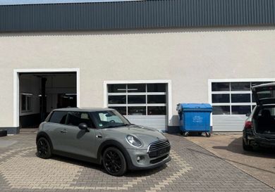 MINI ONE, 2019