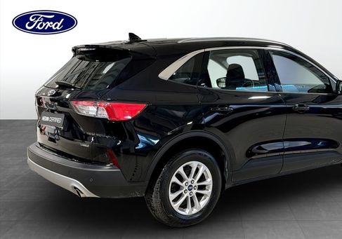 Ford Kuga, 2022
