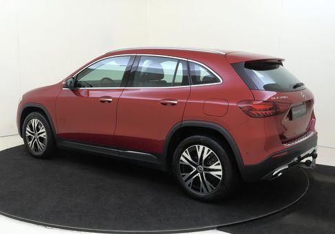 Mercedes-Benz GLA 250, 2025