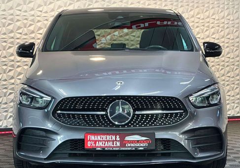 Mercedes-Benz B 220, 2020 3