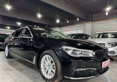 BMW 730, 2018
