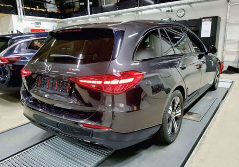 Mercedes-Benz C 200, 2023 2