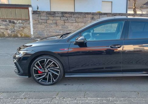 Volkswagen Golf, 2022