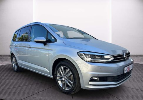 Volkswagen Touran, 2018 3
