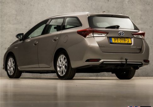 Toyota Auris Touring Sports, 2016