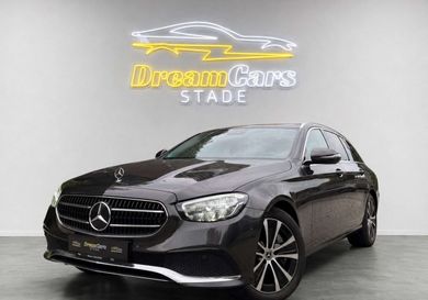 Mercedes-Benz E 300, 2022