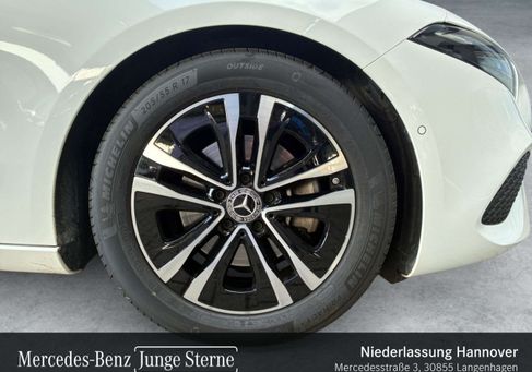 Mercedes-Benz A 180, 2026 3
