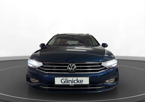 Volkswagen Passat Variant, 2023 3