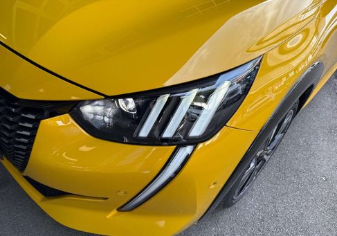 Peugeot 208, 2021 3