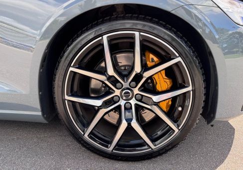 Volvo V60, 2021 3