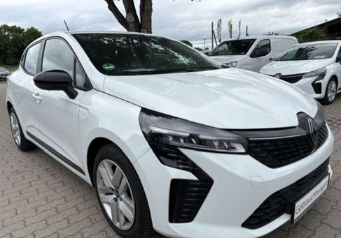 Renault Clio, 2024