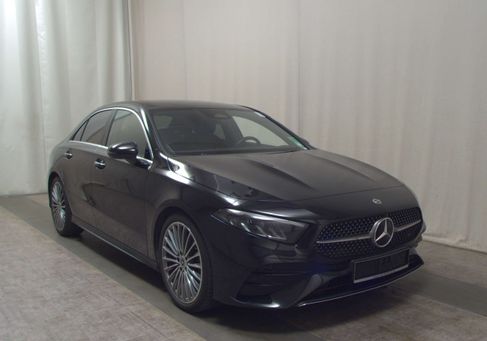 Mercedes-Benz A 200, 2023