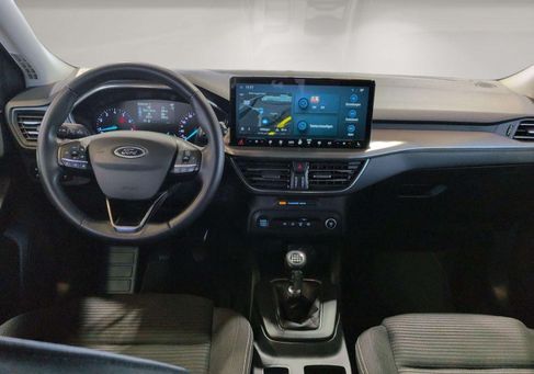 Ford Focus, 2022 3
