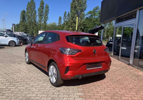 Renault Clio, 2024