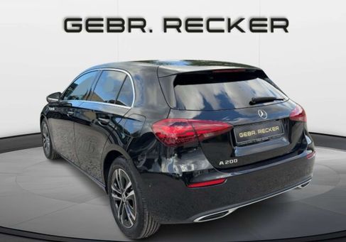 Mercedes-Benz A 200, 2025 3