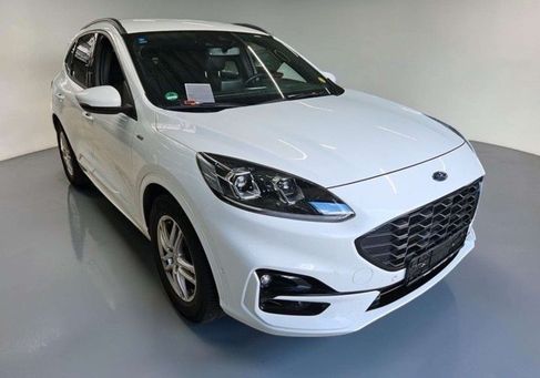 Ford Kuga, 2022