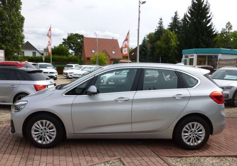 BMW 218, 2021