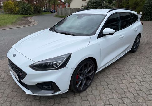 Ford Focus, 2022
