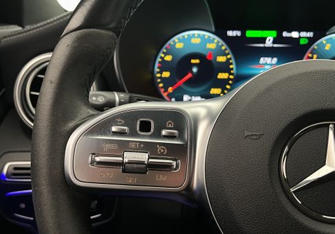 Mercedes-Benz C 300, 2021